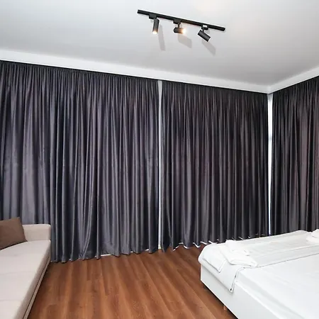 酒店 The Hart Vlorë