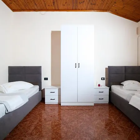 酒店 The Hart Vlorë