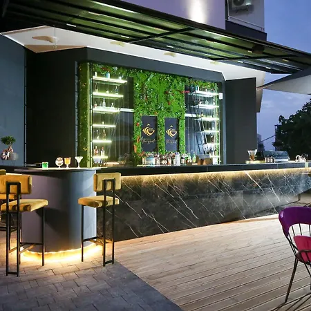 酒店 The Hart Vlorë